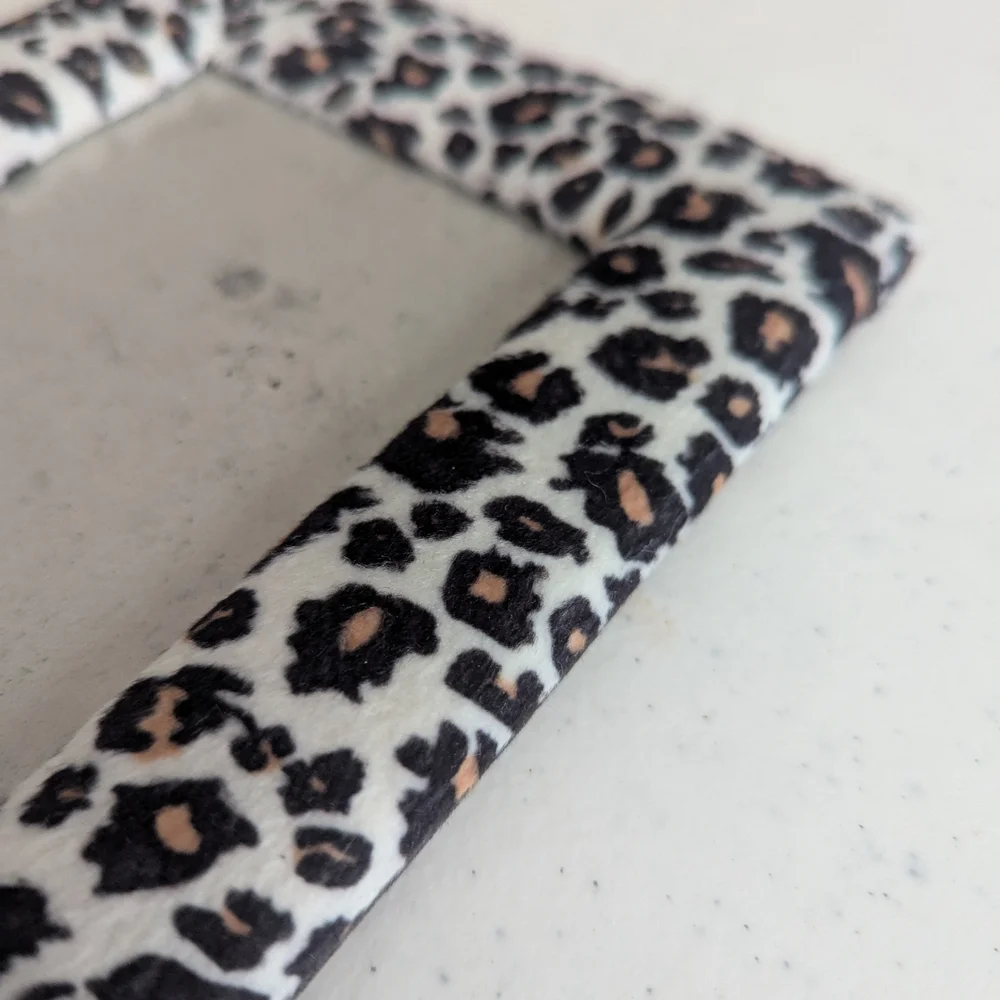 Y2K Funky Leopard Print Picture Frame - Picture 3 of 3